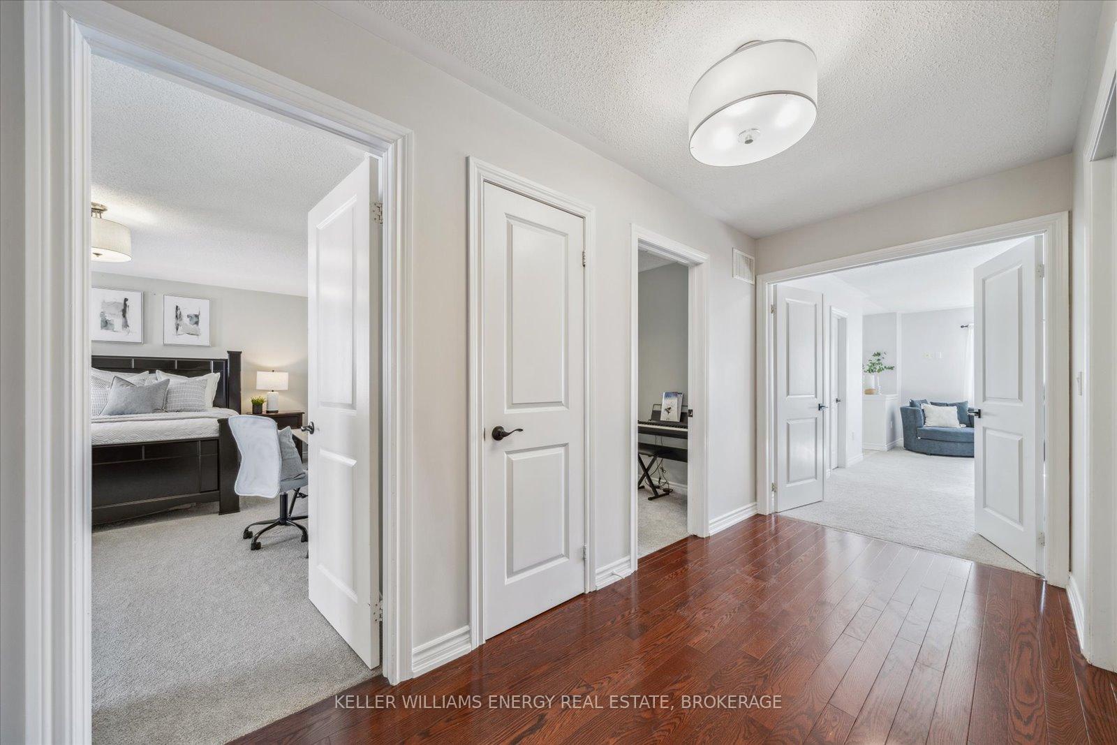 Photo 14 of 11 Brough Court, Clarington, Bowmanville — HOMEH