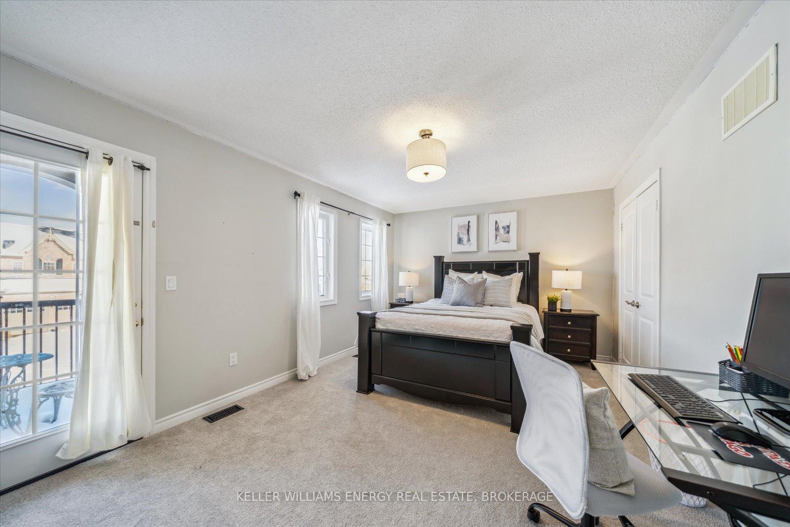 Photo 17 of 11 Brough Court, Clarington, Bowmanville — HOMEH