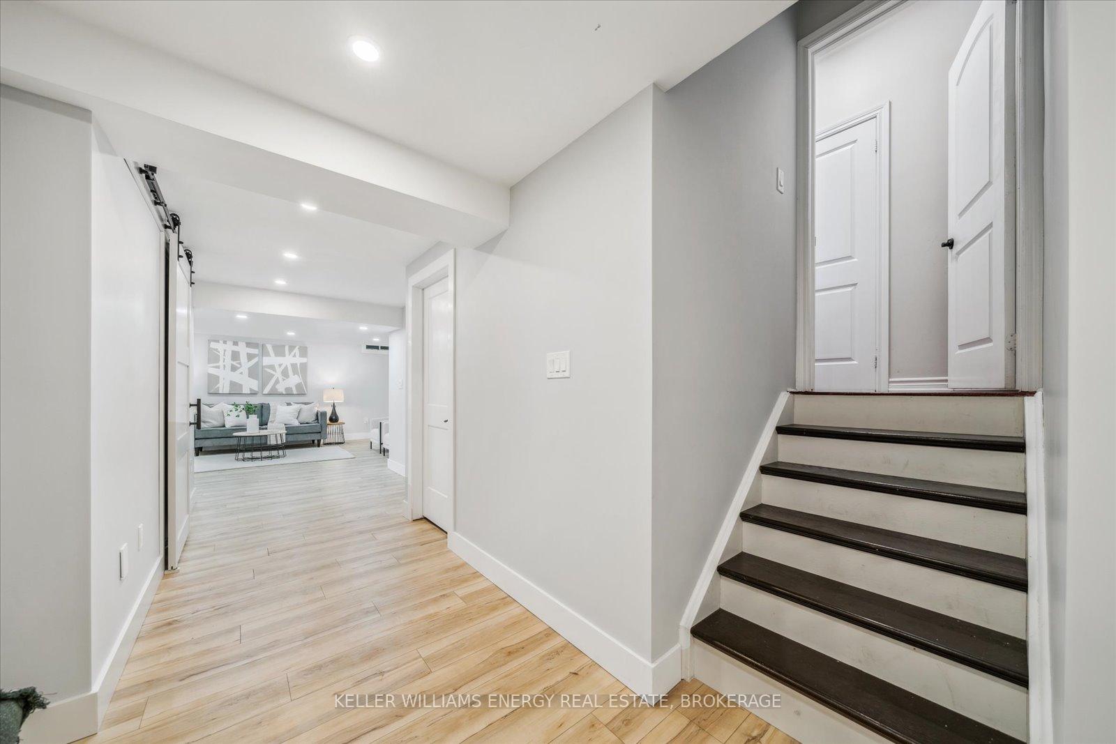 Photo 20 of 11 Brough Court, Clarington, Bowmanville — HOMEH
