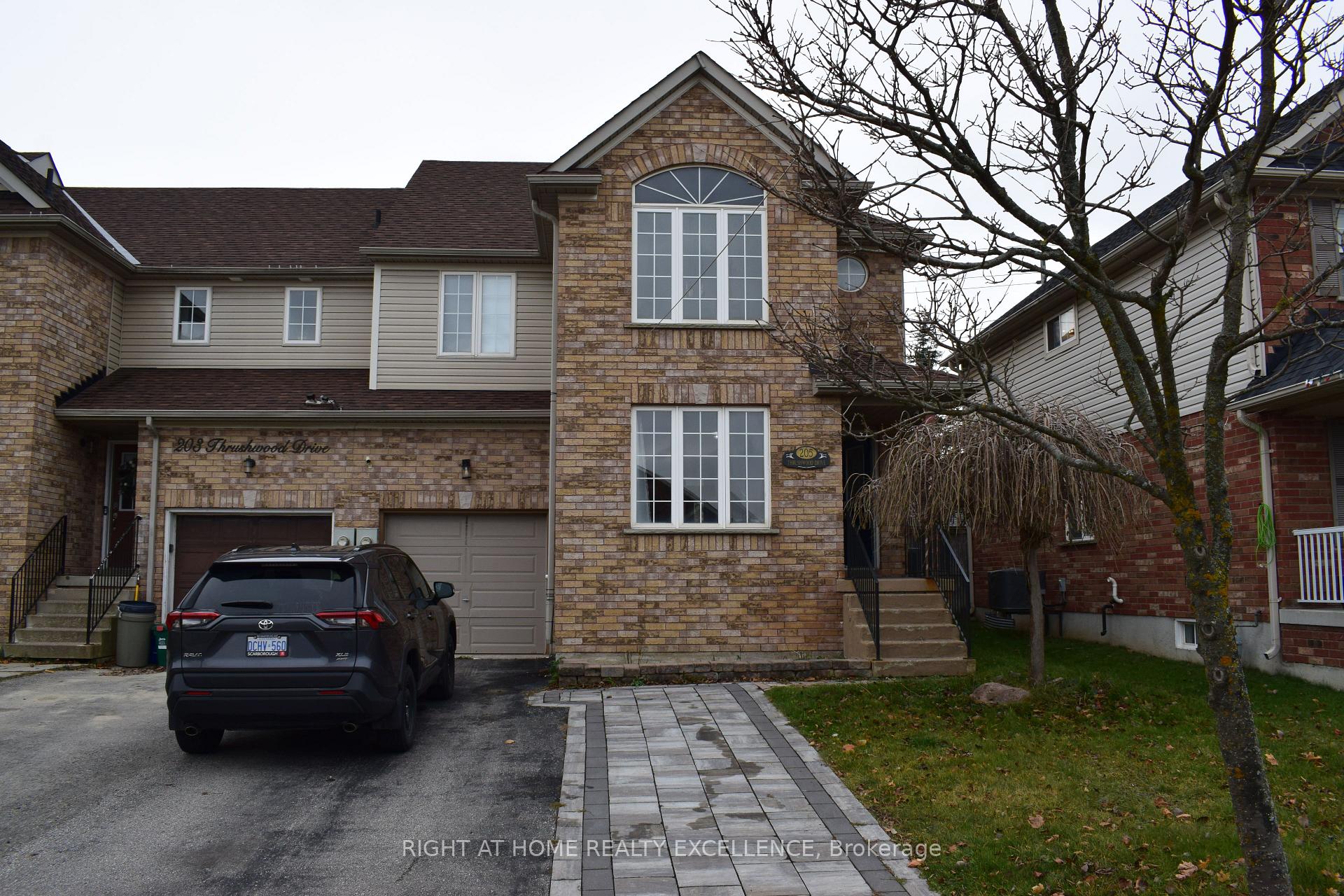 Photo 2 of 205 Thrushwood Drive, Barrie, 400 West — HOMEH