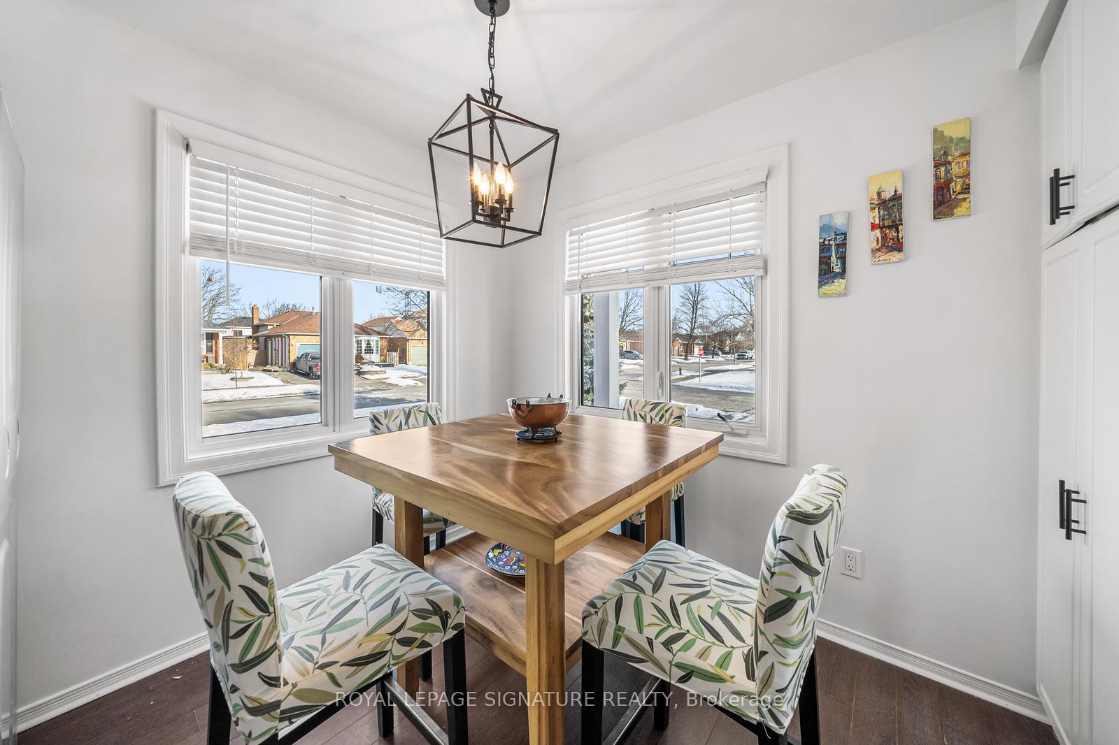 Photo 7 of 2 Stephen Avenue, Clarington, Courtice — HOMEH