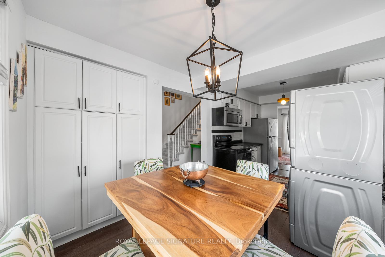 Photo 8 of 2 Stephen Avenue, Clarington, Courtice — HOMEH