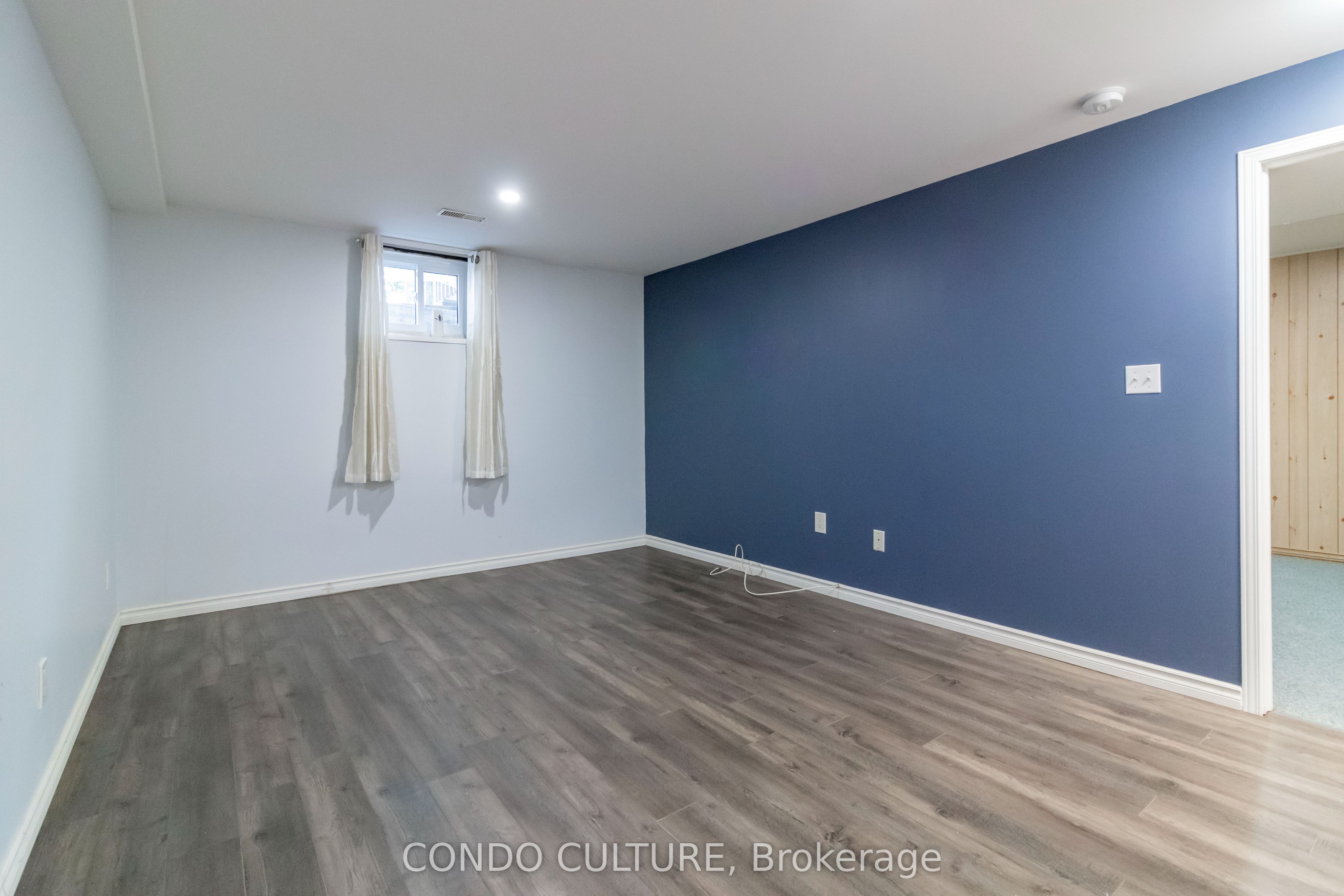 Photo 73 of Unit 2, 60 Whitlaw Way, Brant, Paris — HOMEH