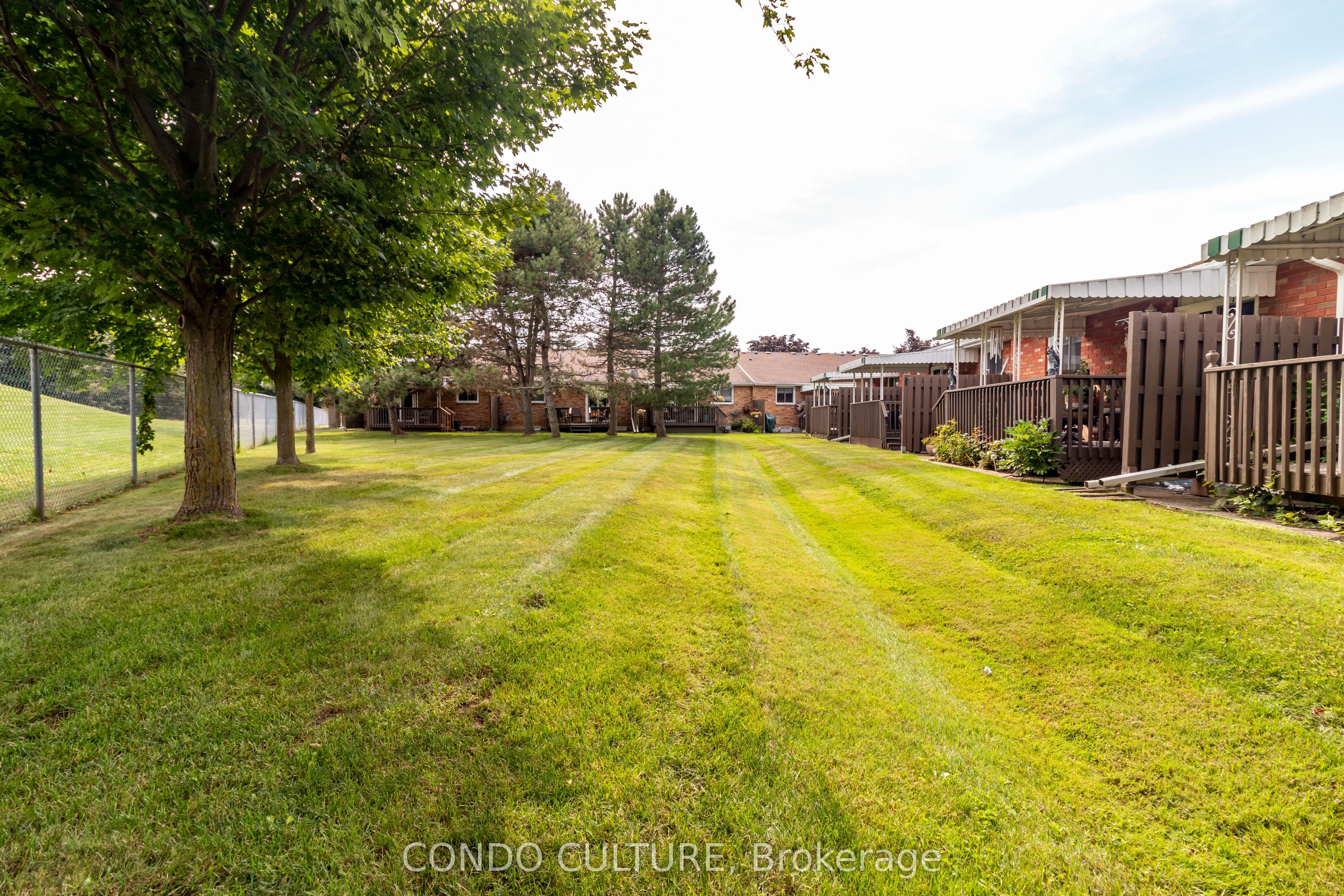 Photo 90 of Unit 2, 60 Whitlaw Way, Brant, Paris — HOMEH