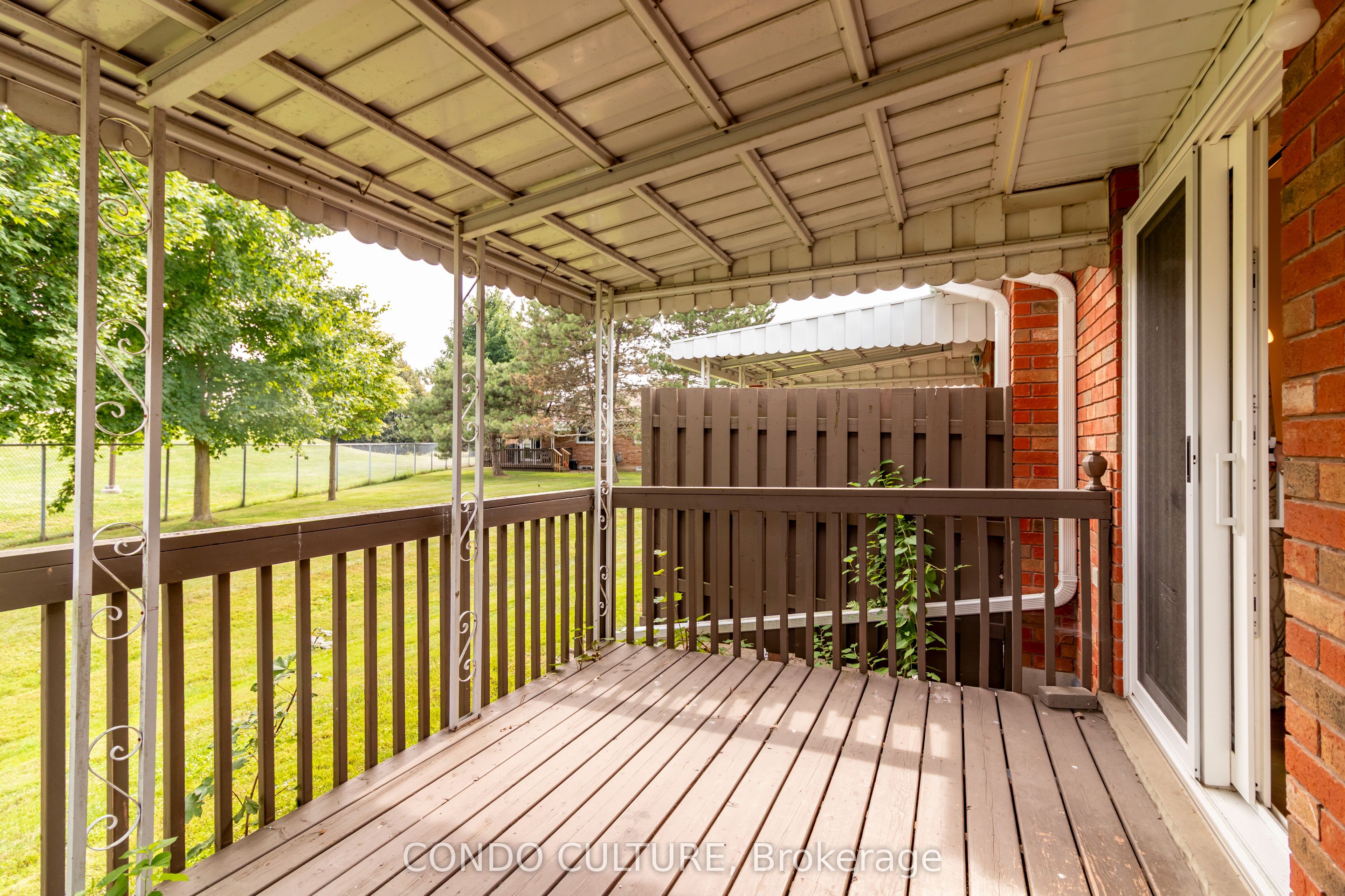 Photo 86 of Unit 2, 60 Whitlaw Way, Brant, Paris — HOMEH