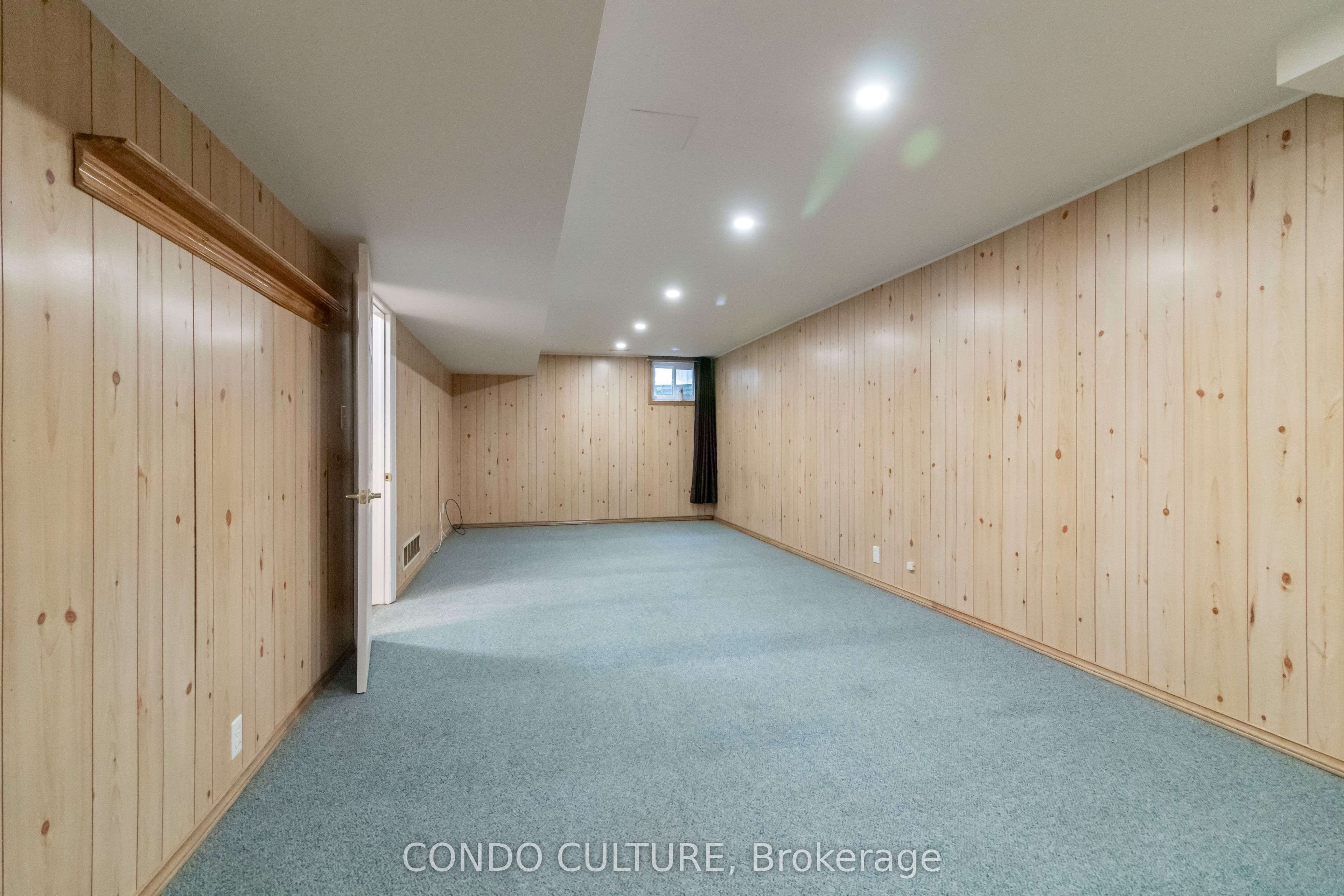 Photo 76 of Unit 2, 60 Whitlaw Way, Brant, Paris — HOMEH