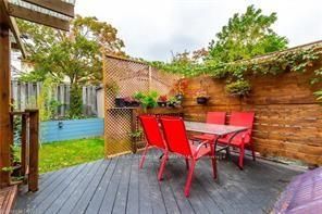 Photo 81 of 5 Twinoaks Crescent, Hamilton, Stoney Creek Mountain — HOMEH