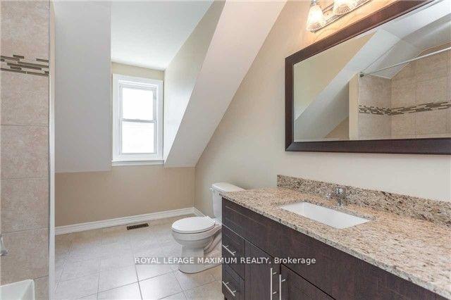 Photo 9 of 41 Gowan Street, Barrie, Allandale — HOMEH
