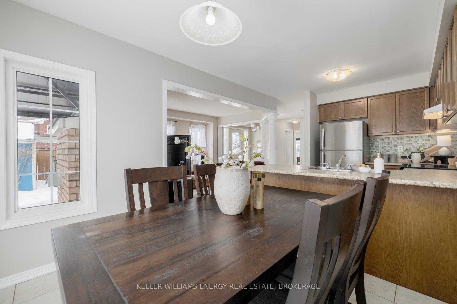 Photo 16 of 150 Courvier Crescent, Clarington, Bowmanville — HOMEH