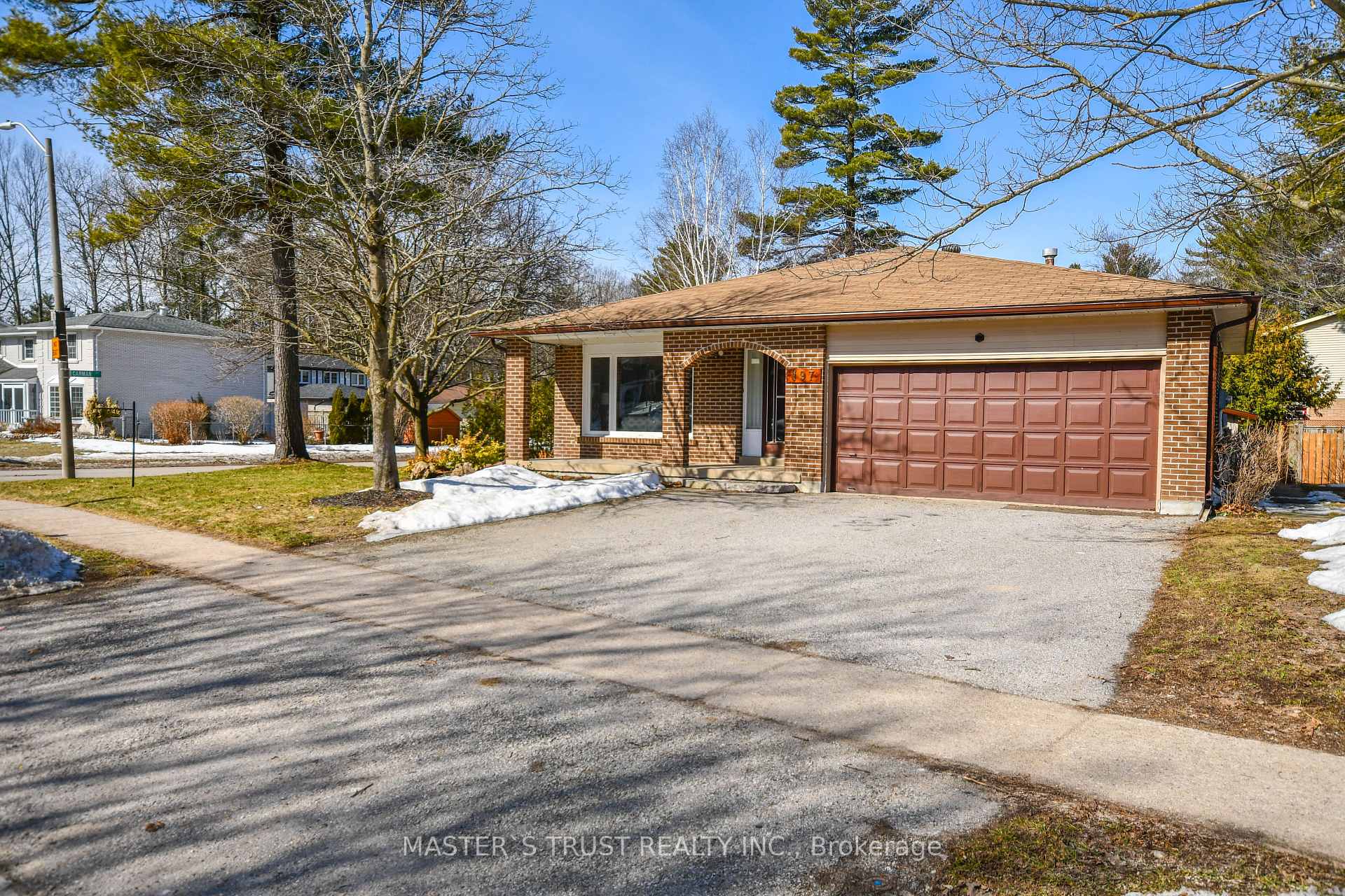 Front of 197 Browning Trail