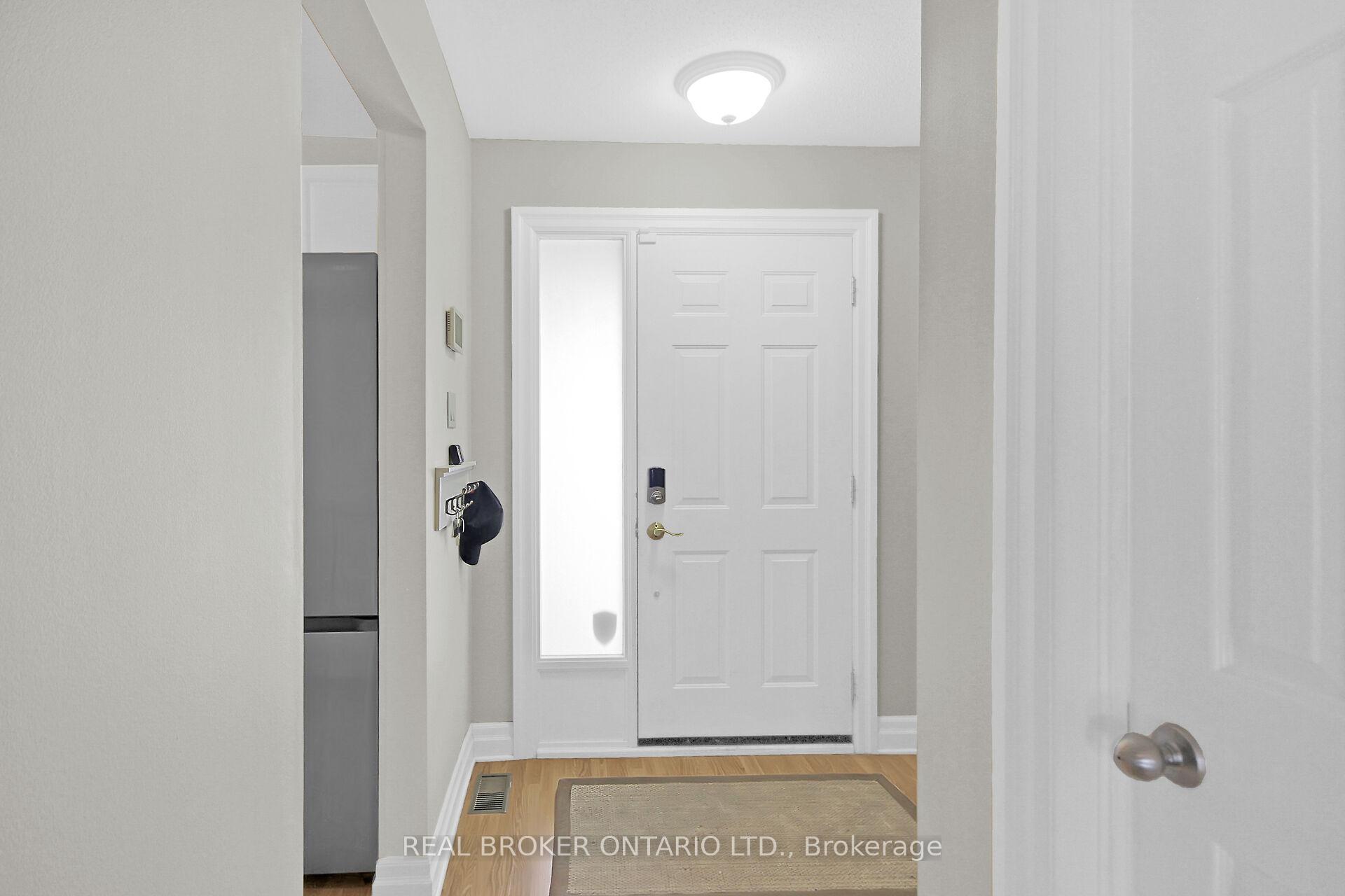 Photo 4 of 213 Markland Crescent, Ottawa, Barrhaven East — HOMEH