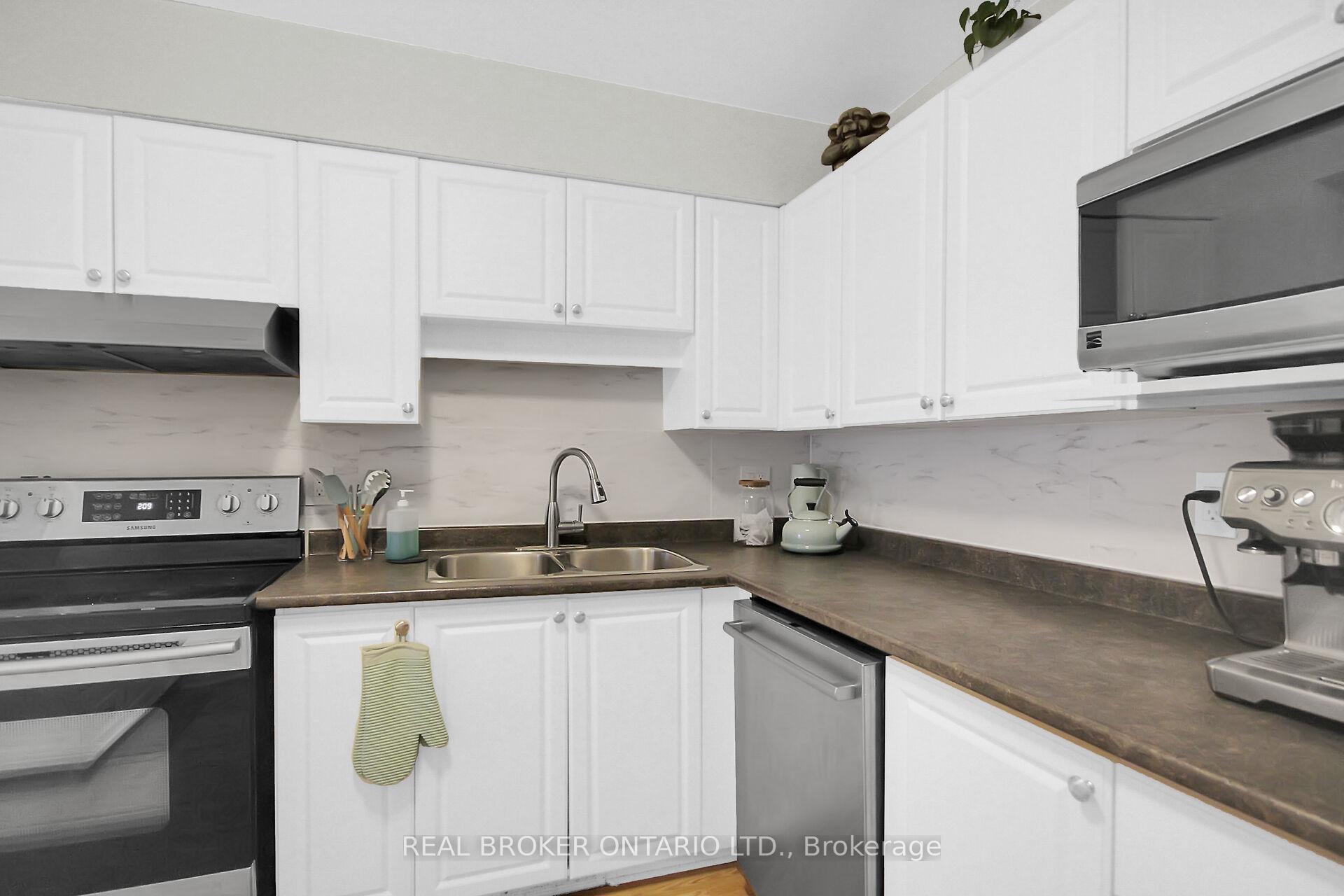 Photo 11 of 213 Markland Crescent, Ottawa, Barrhaven East — HOMEH