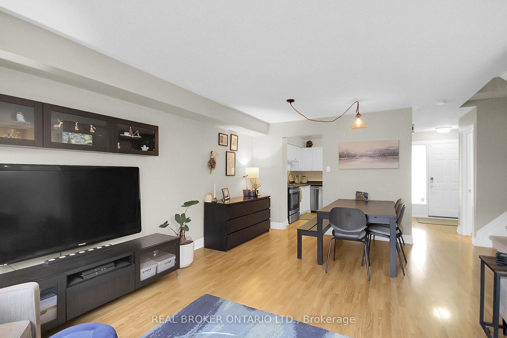 Photo 15 of 213 Markland Crescent, Ottawa, Barrhaven East — HOMEH