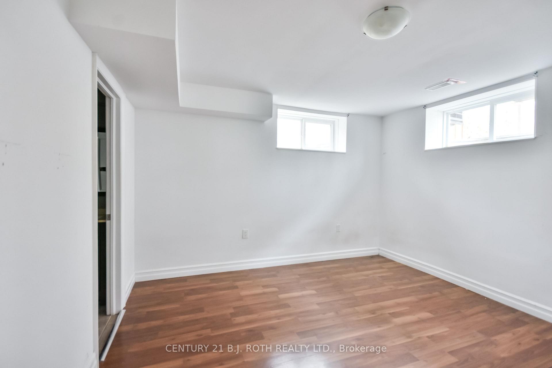 Photo 34 of 16 Gray Lane, Barrie, South Shore — HOMEH