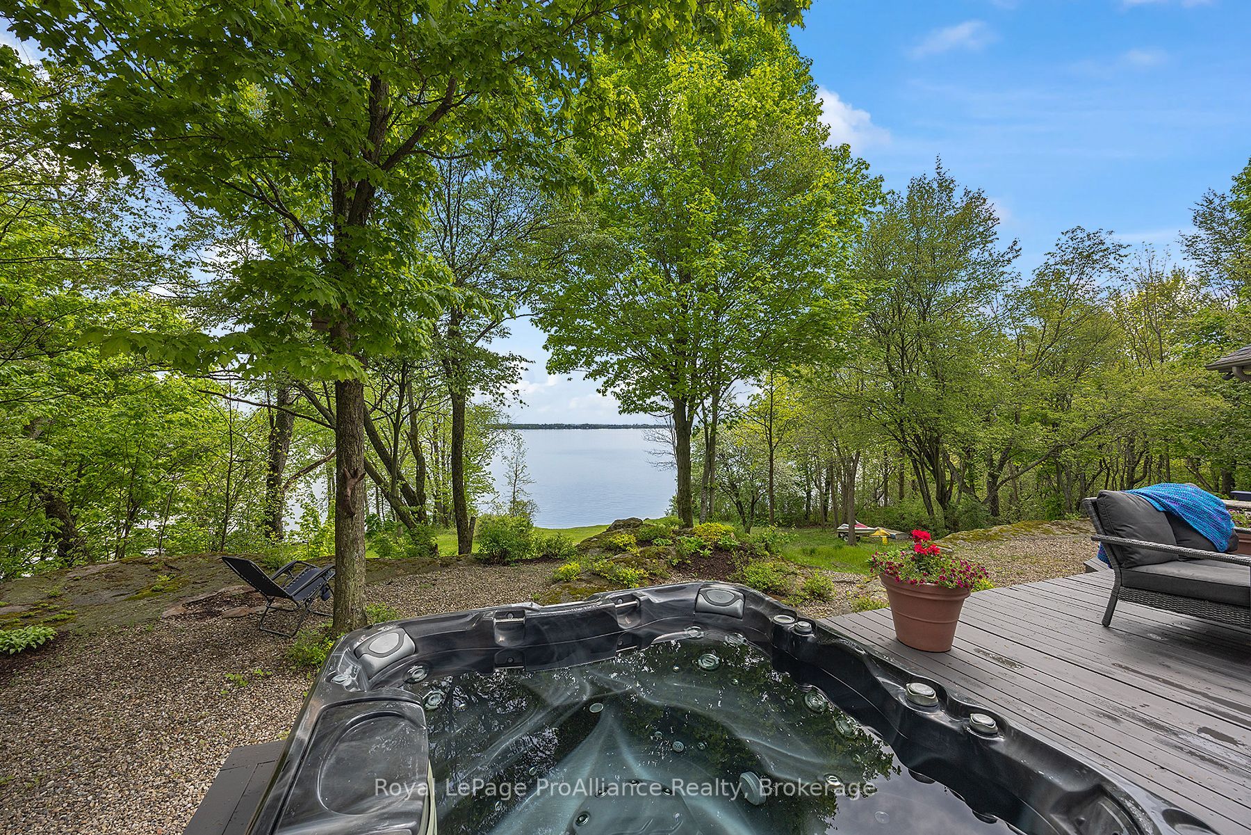Photo 12 of 2771 Bear Creek Road, Frontenac, Frontenac South — HOMEH