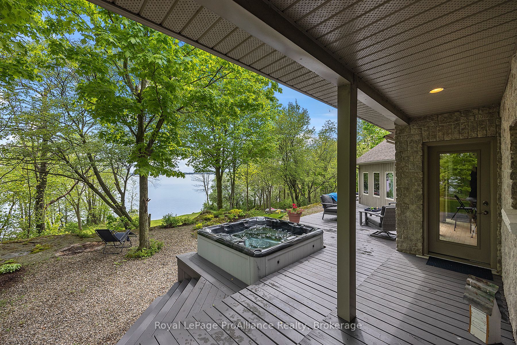 Photo 11 of 2771 Bear Creek Road, Frontenac, Frontenac South — HOMEH