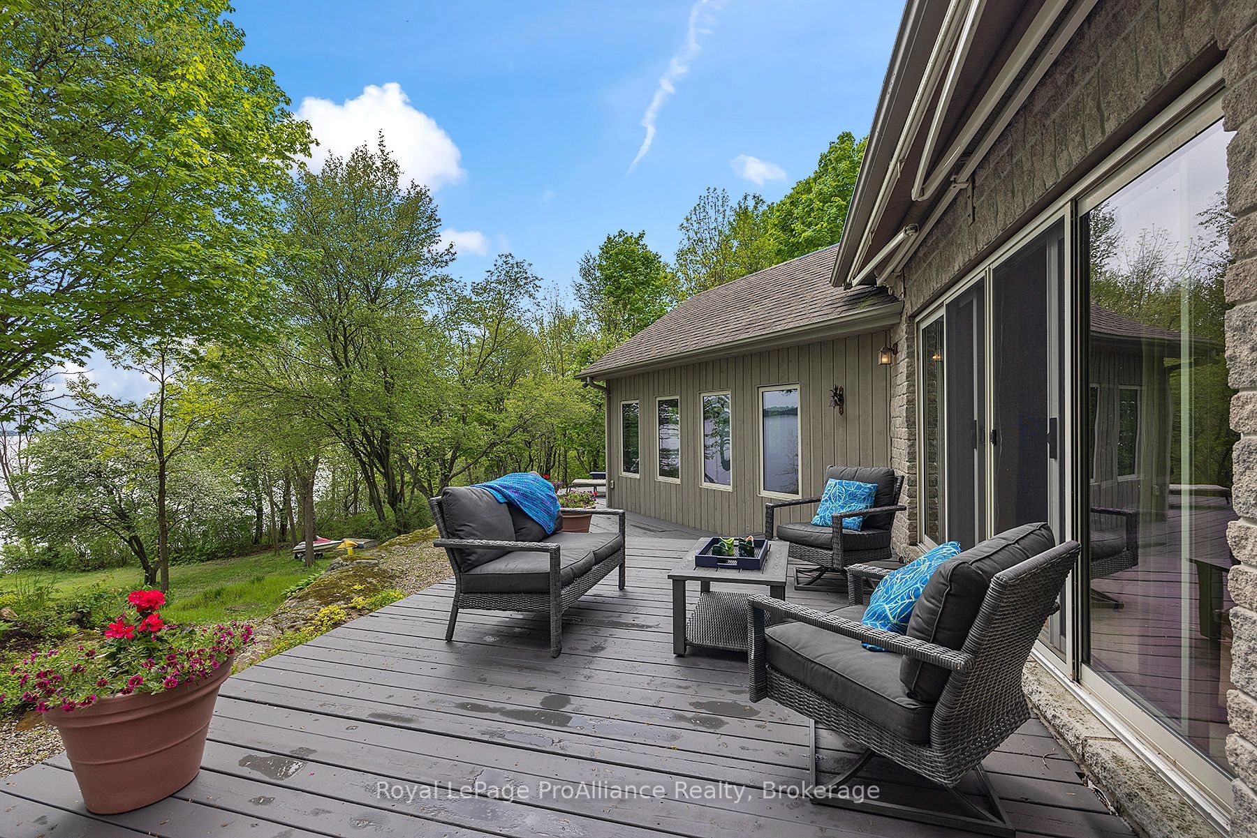 Photo 13 of 2771 Bear Creek Road, Frontenac, Frontenac South — HOMEH