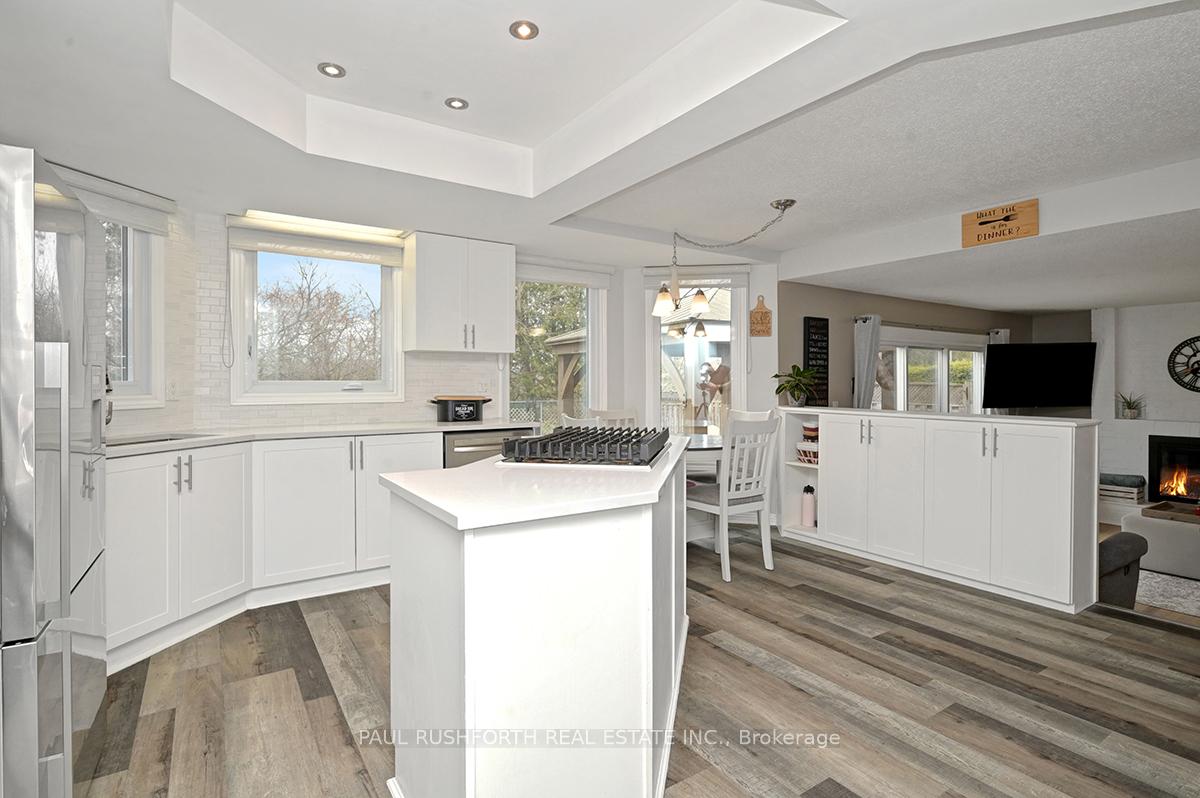Photo 10 of 145 Thare Crescent, Ottawa, Barrhaven - Knollsbrook — HOMEH