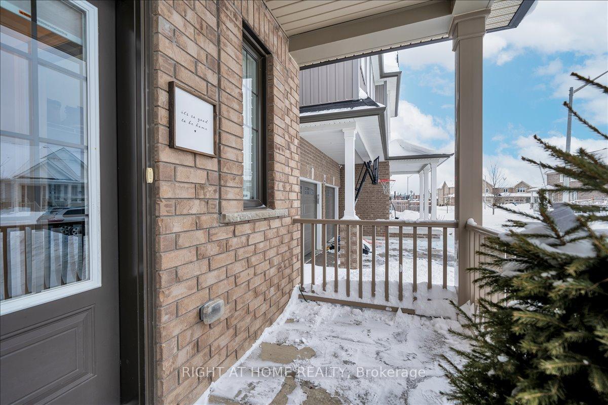 Photo 5 of 144 Fred Jackman Avenue, Clarington, Bowmanville — HOMEH