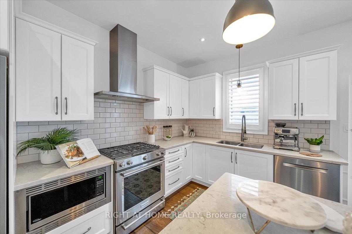 Photo 19 of 144 Fred Jackman Avenue, Clarington, Bowmanville — HOMEH