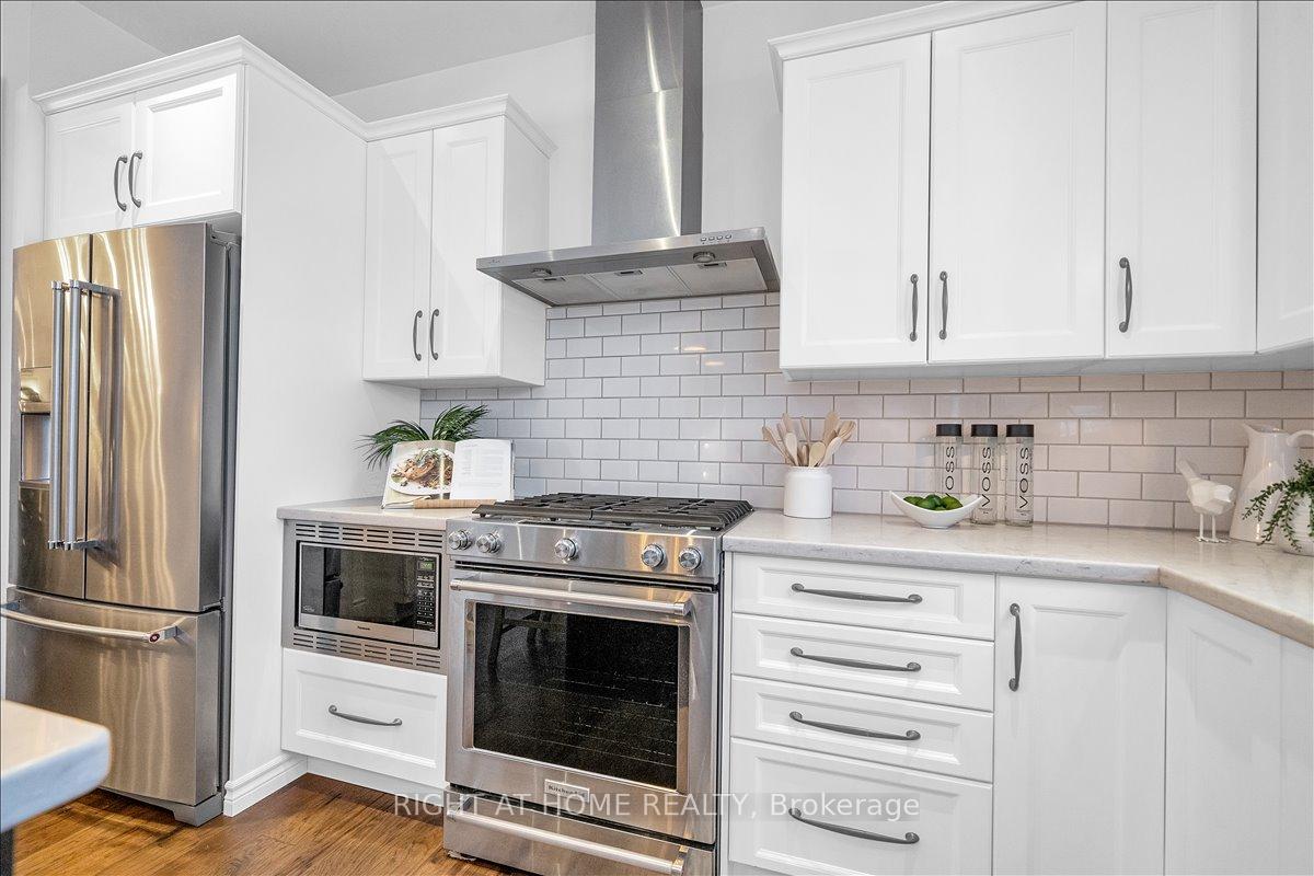 Photo 22 of 144 Fred Jackman Avenue, Clarington, Bowmanville — HOMEH