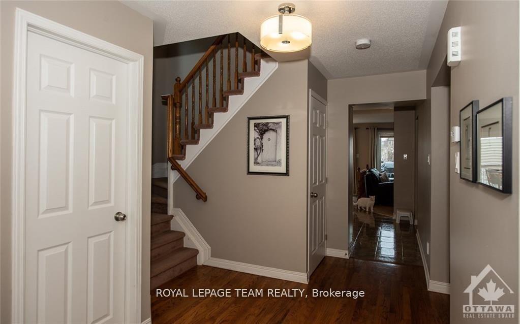 Photo 5 of 90 Upney Drive, Ottawa, Barrhaven - Longfields — HOMEH