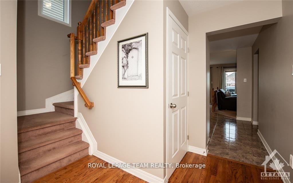 Photo 12 of 90 Upney Drive, Ottawa, Barrhaven - Longfields — HOMEH