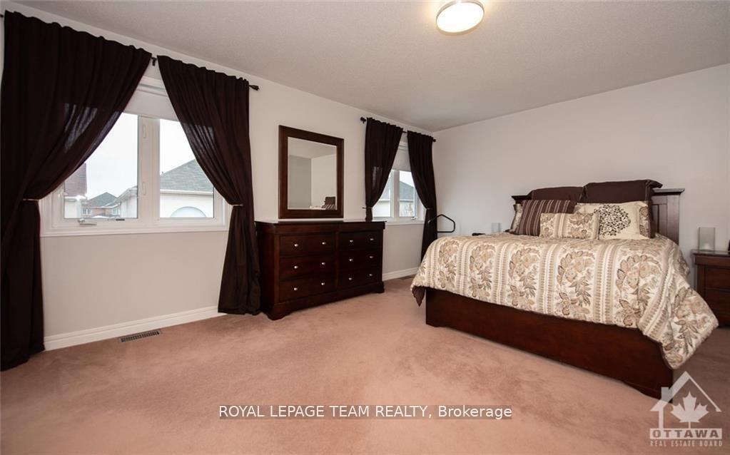 Photo 13 of 90 Upney Drive, Ottawa, Barrhaven - Longfields — HOMEH
