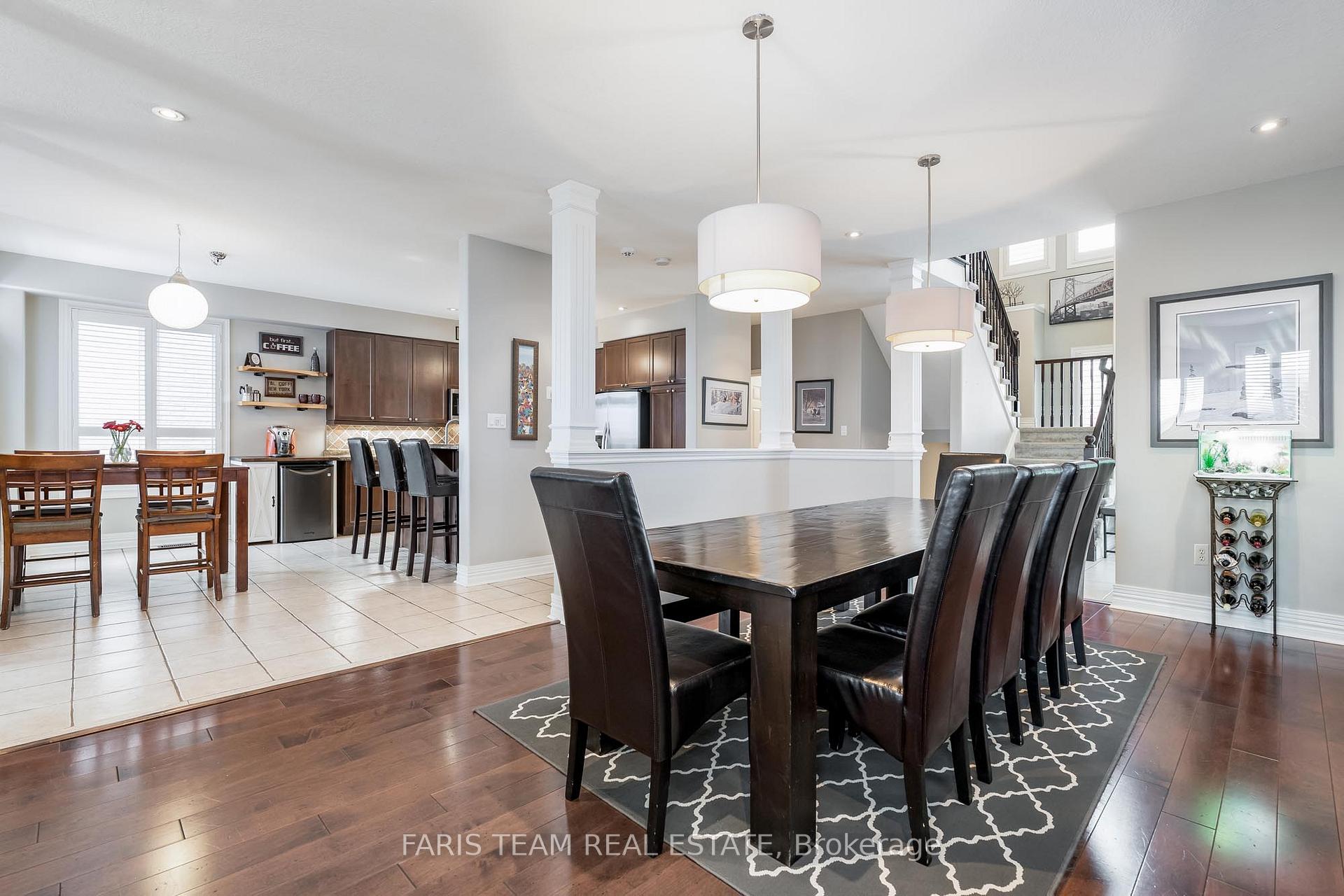 Photo 8 of 54 Parisian Crescent, Barrie, Innis-Shore — HOMEH