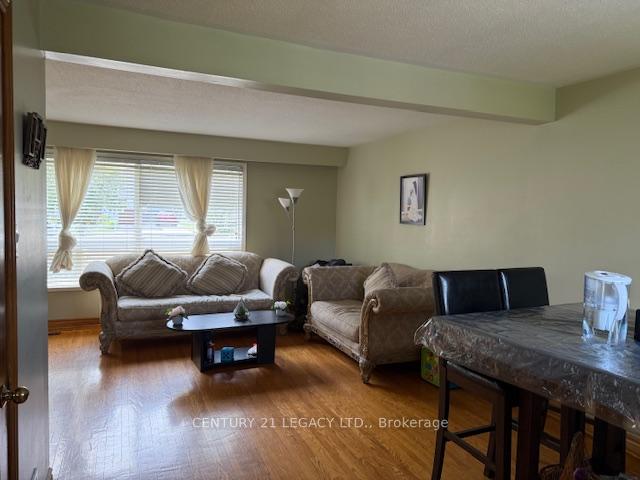 Front of Unit (Upper), 25 Edenborough Drive