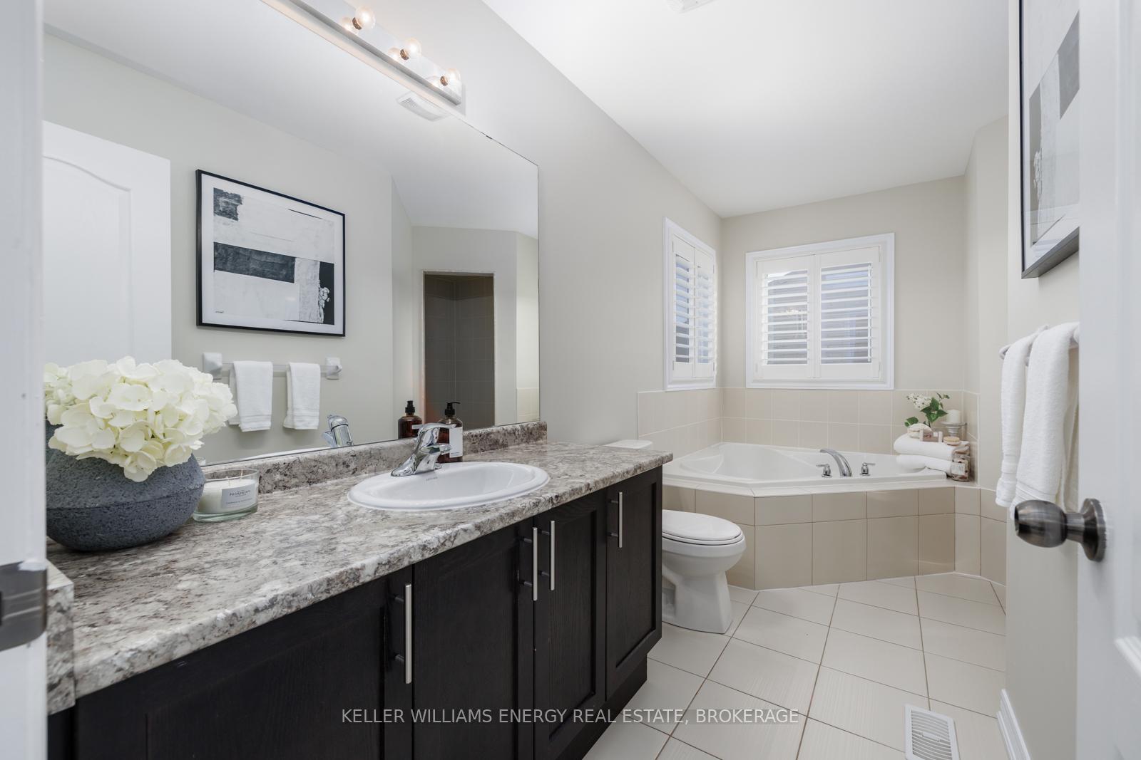 Photo 18 of 290 Kenneth Cole Drive, Clarington, Bowmanville — HOMEH