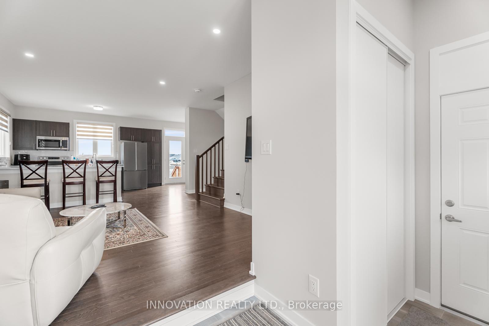Photo 9 of 1947 Elevation Road, Ottawa, Barrhaven - Half Moon Bay — HOMEH