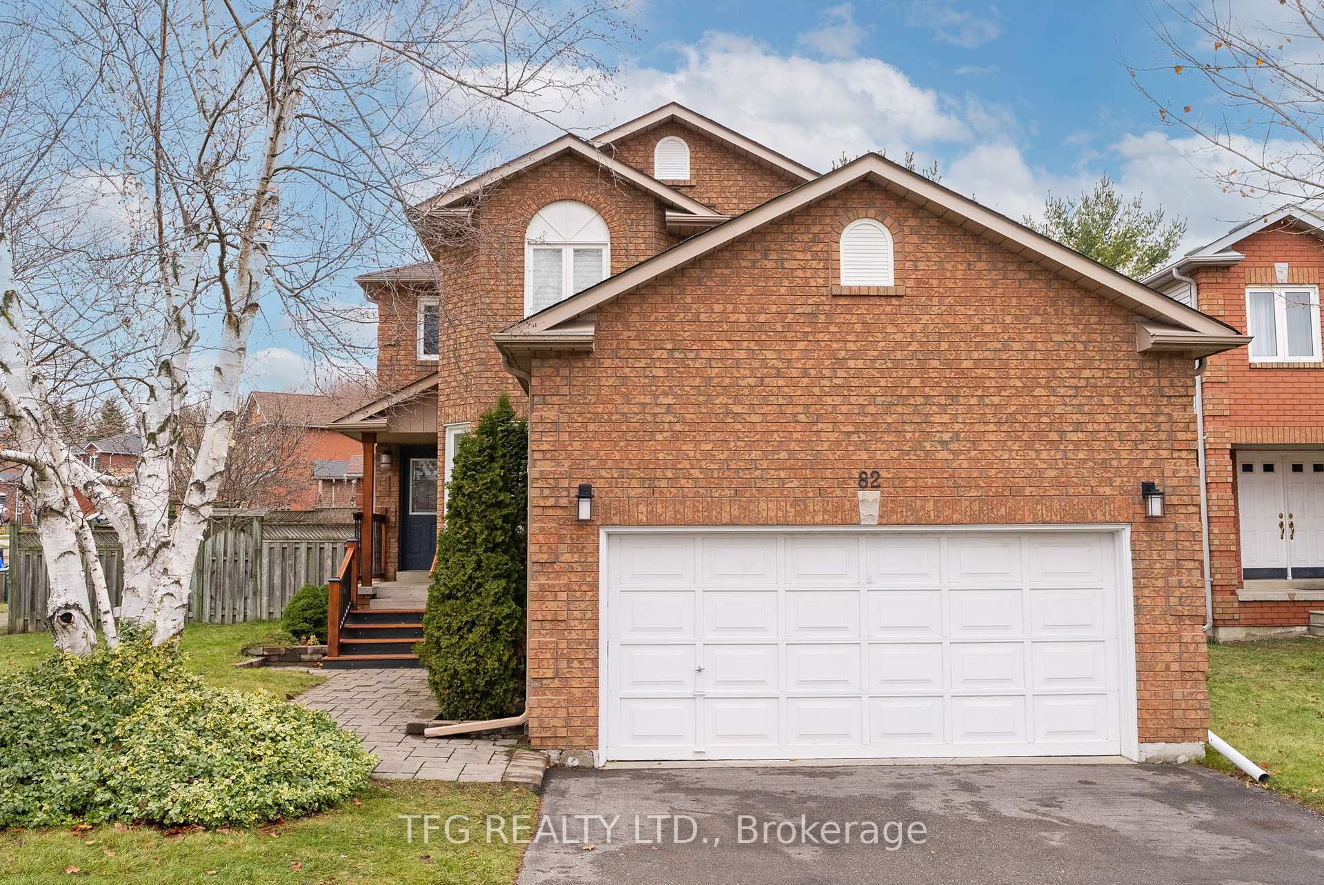 Photo 1 of 82 Apple Blossom Boulevard, Clarington, Bowmanville — HOMEH