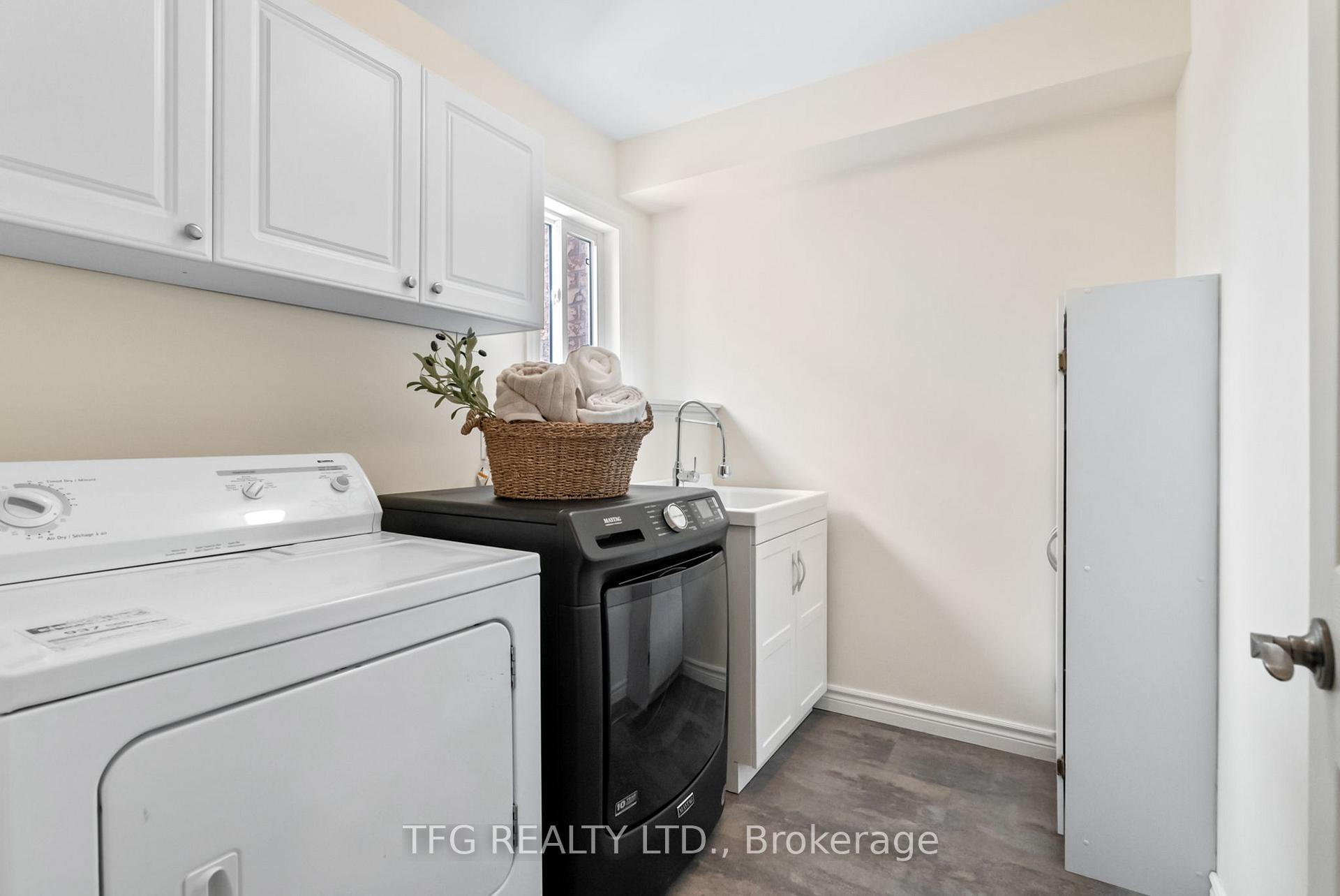Photo 15 of 82 Apple Blossom Boulevard, Clarington, Bowmanville — HOMEH