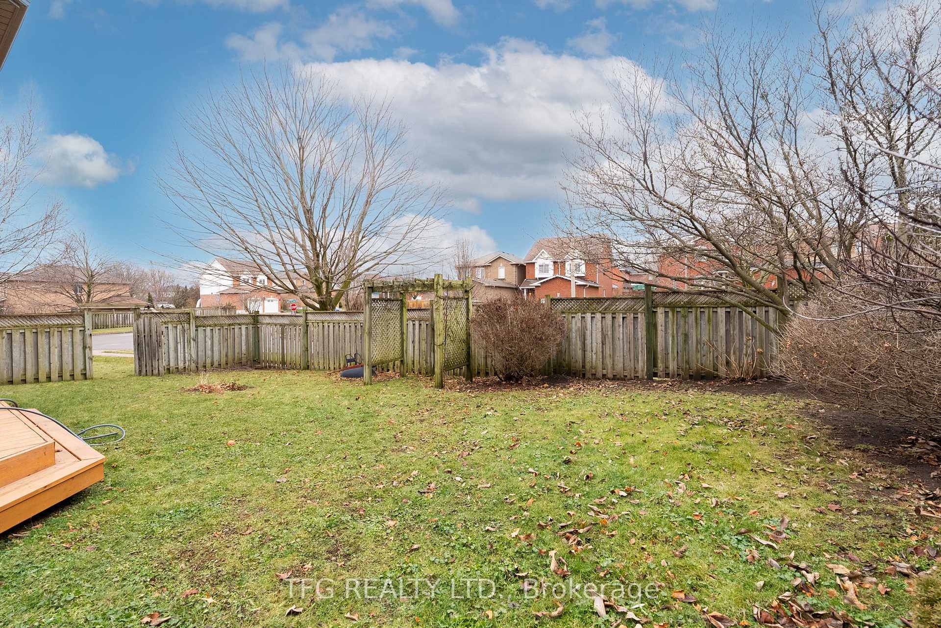 Photo 31 of 82 Apple Blossom Boulevard, Clarington, Bowmanville — HOMEH