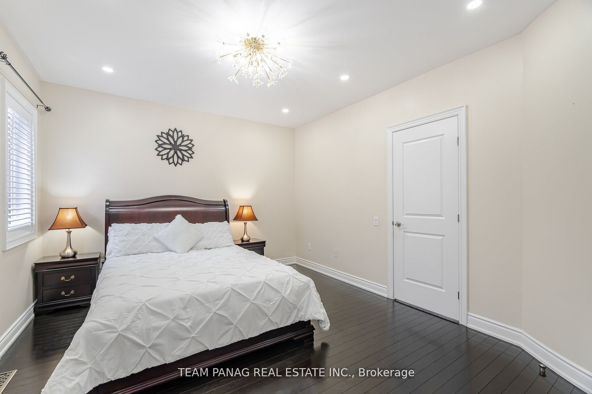 Photo 75 of 76 Balderson Drive, Vaughan, Kleinburg — HOMEH