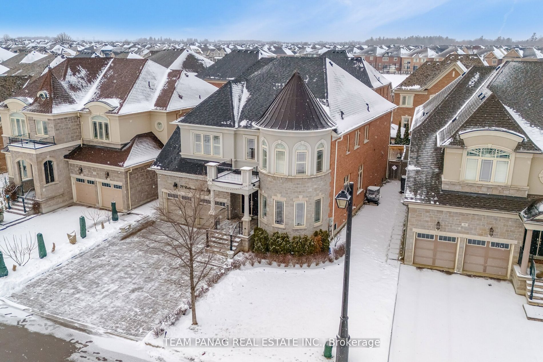 Photo 50 of 76 Balderson Drive, Vaughan, Kleinburg — HOMEH