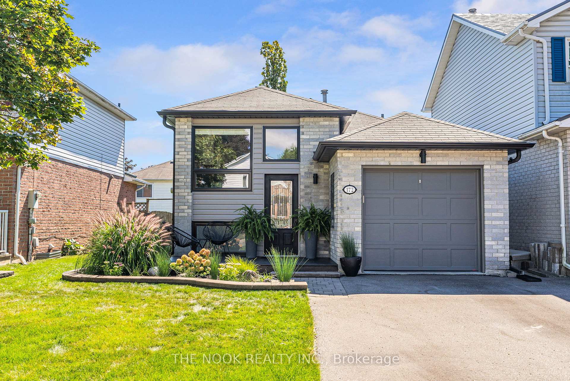 Photo 2 of 172 Trudeau Drive, Clarington, Bowmanville — HOMEH
