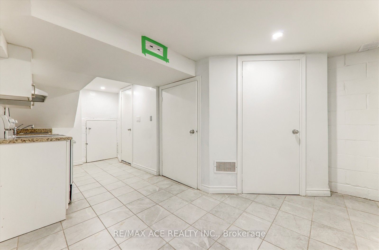 Photo 64 of 81 Grassmere Avenue, Oshawa, Lakeview — HOMEH