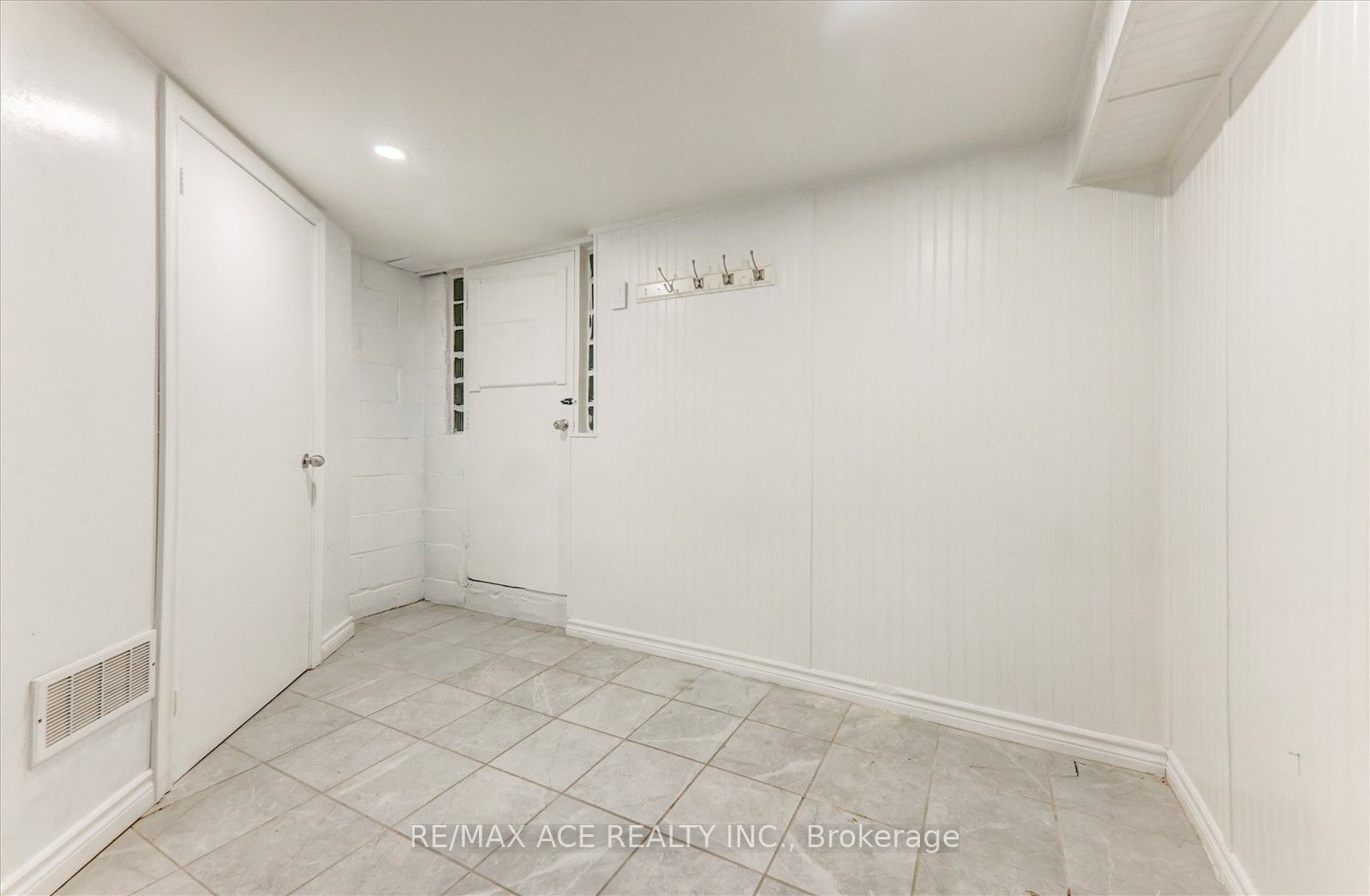 Photo 65 of 81 Grassmere Avenue, Oshawa, Lakeview — HOMEH