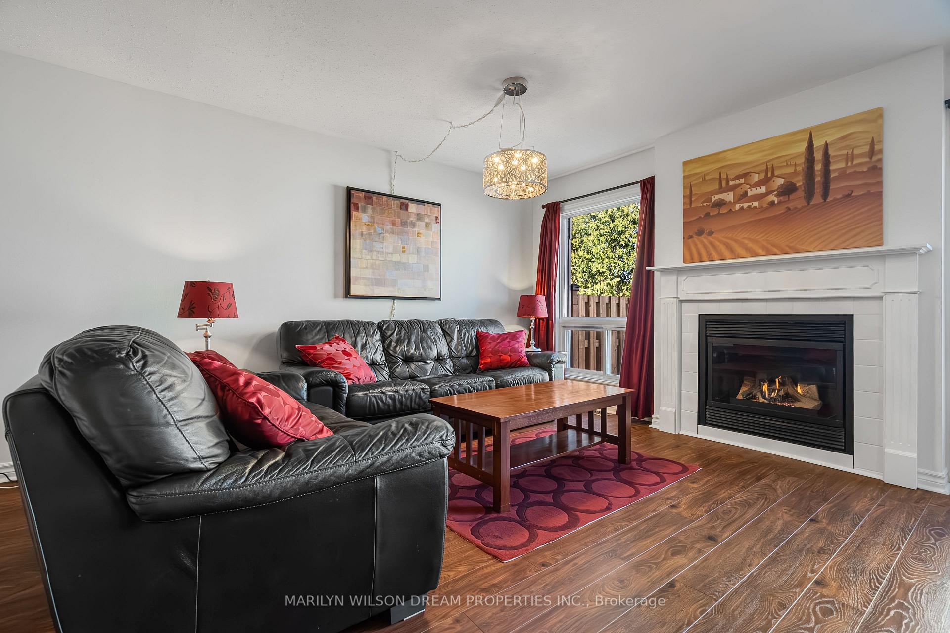 Photo 5 of 118 Halley Street, Ottawa, Barrhaven - Heritage Park — HOMEH