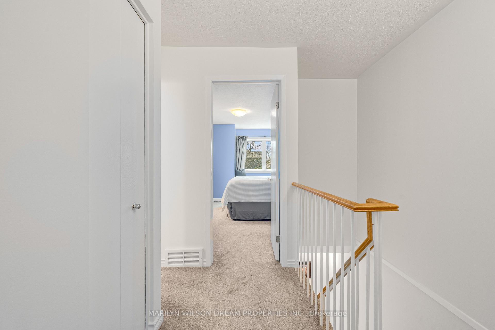 Photo 17 of 118 Halley Street, Ottawa, Barrhaven - Heritage Park — HOMEH