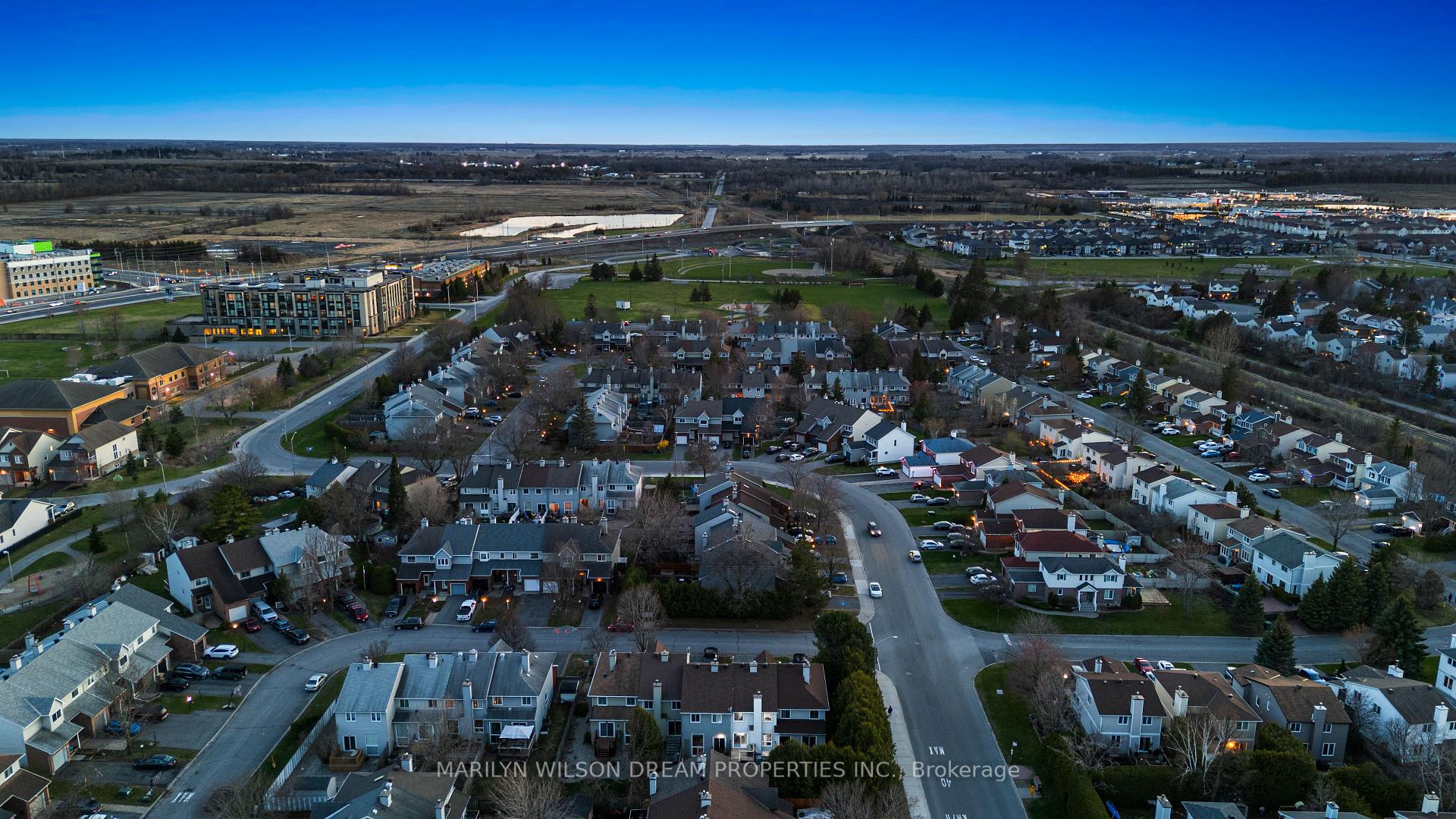 Photo 43 of 118 Halley Street, Ottawa, Barrhaven - Heritage Park — HOMEH