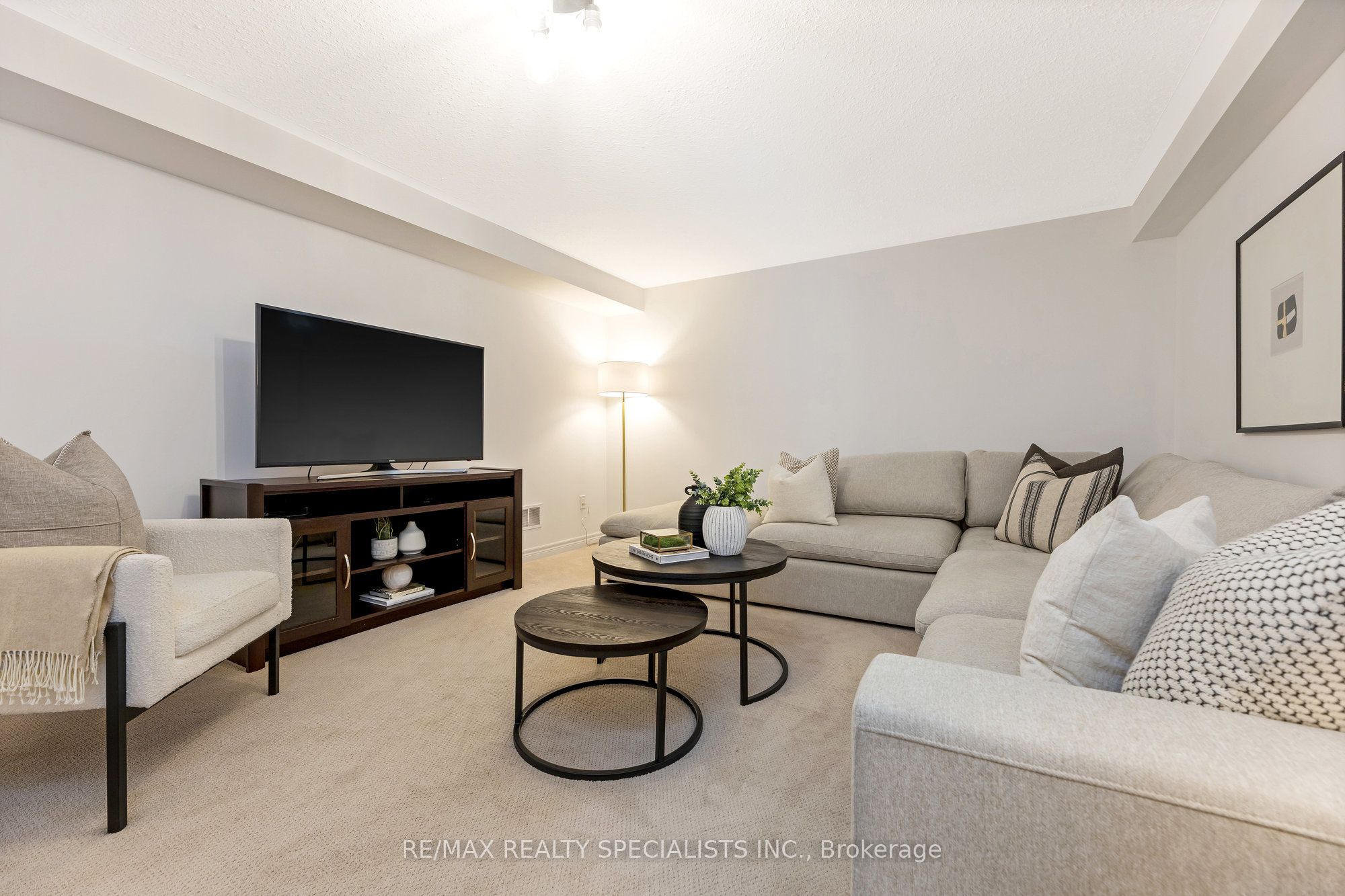Photo 100 of 19 Juniper Street, Guelph/Eramosa, Rockwood — HOMEH