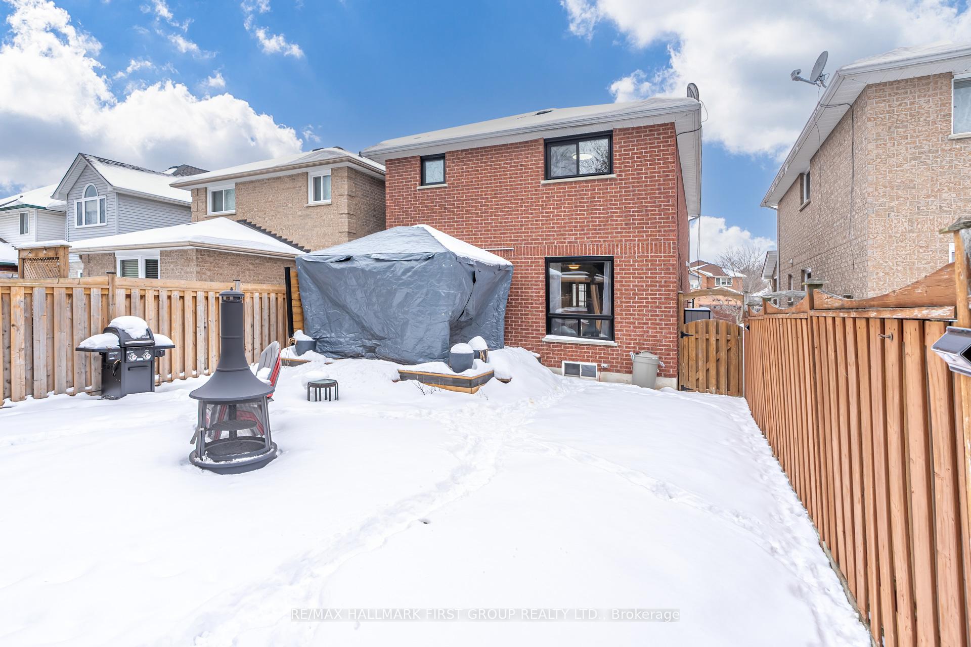 Photo 28 of 63 Fieldcrest Avenue, Clarington, Courtice — HOMEH