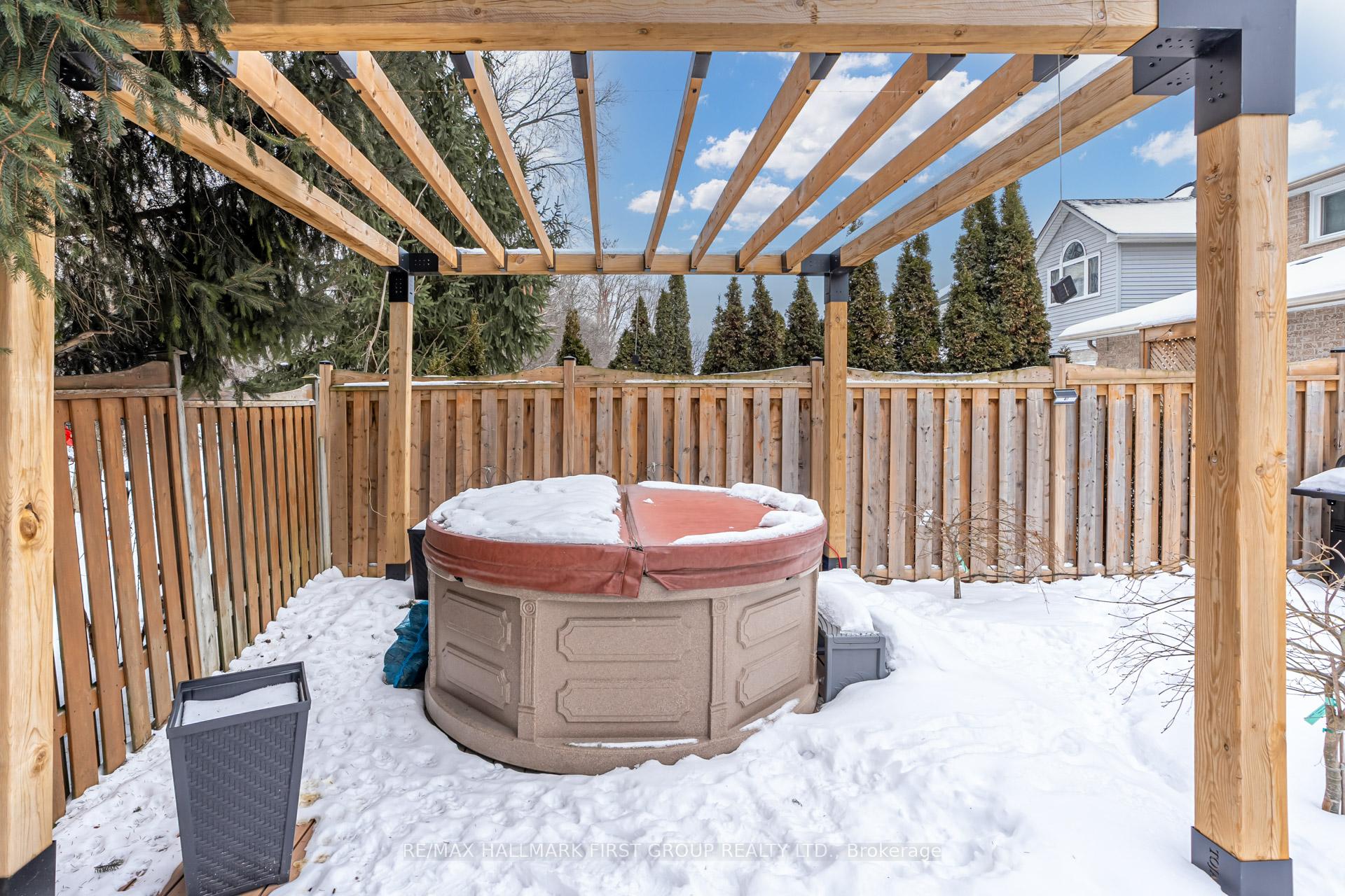 Photo 31 of 63 Fieldcrest Avenue, Clarington, Courtice — HOMEH