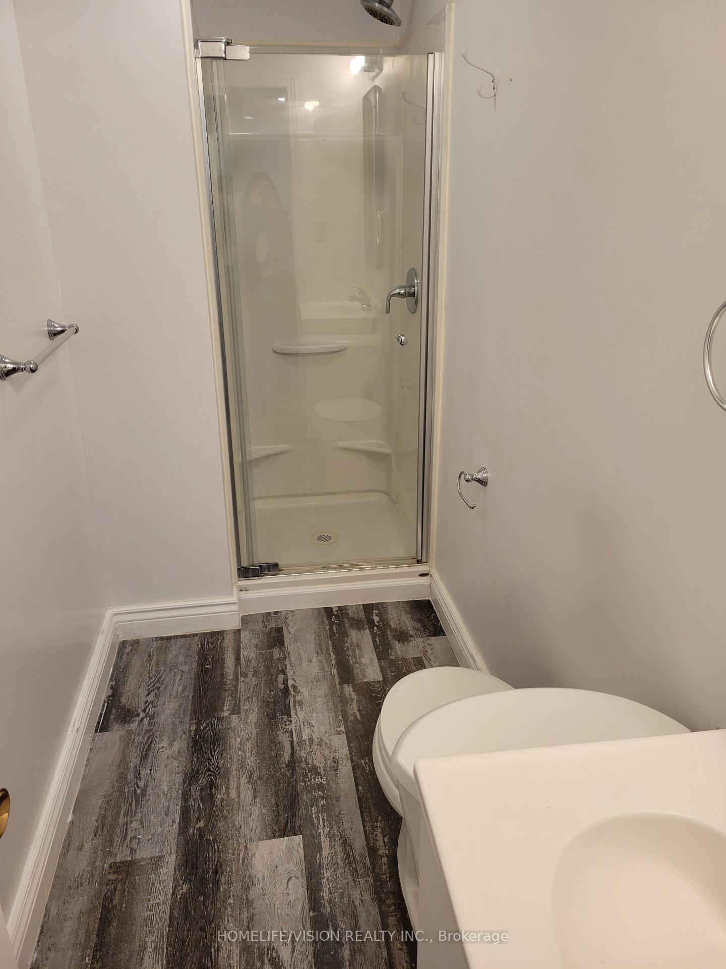 Photo 9 of 225 Tunbridge Road, Barrie, Georgian Drive — HOMEH
