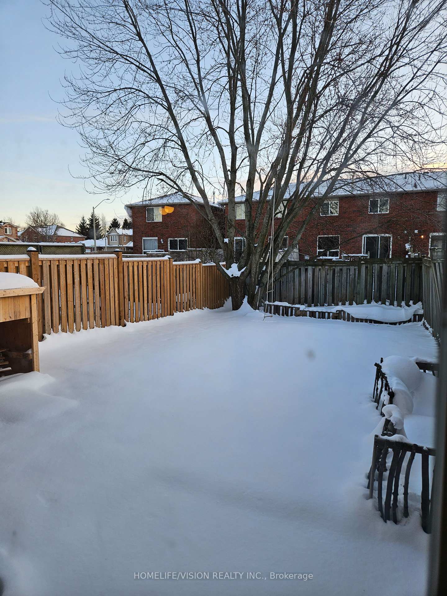 Photo 15 of 225 Tunbridge Road, Barrie, Georgian Drive — HOMEH