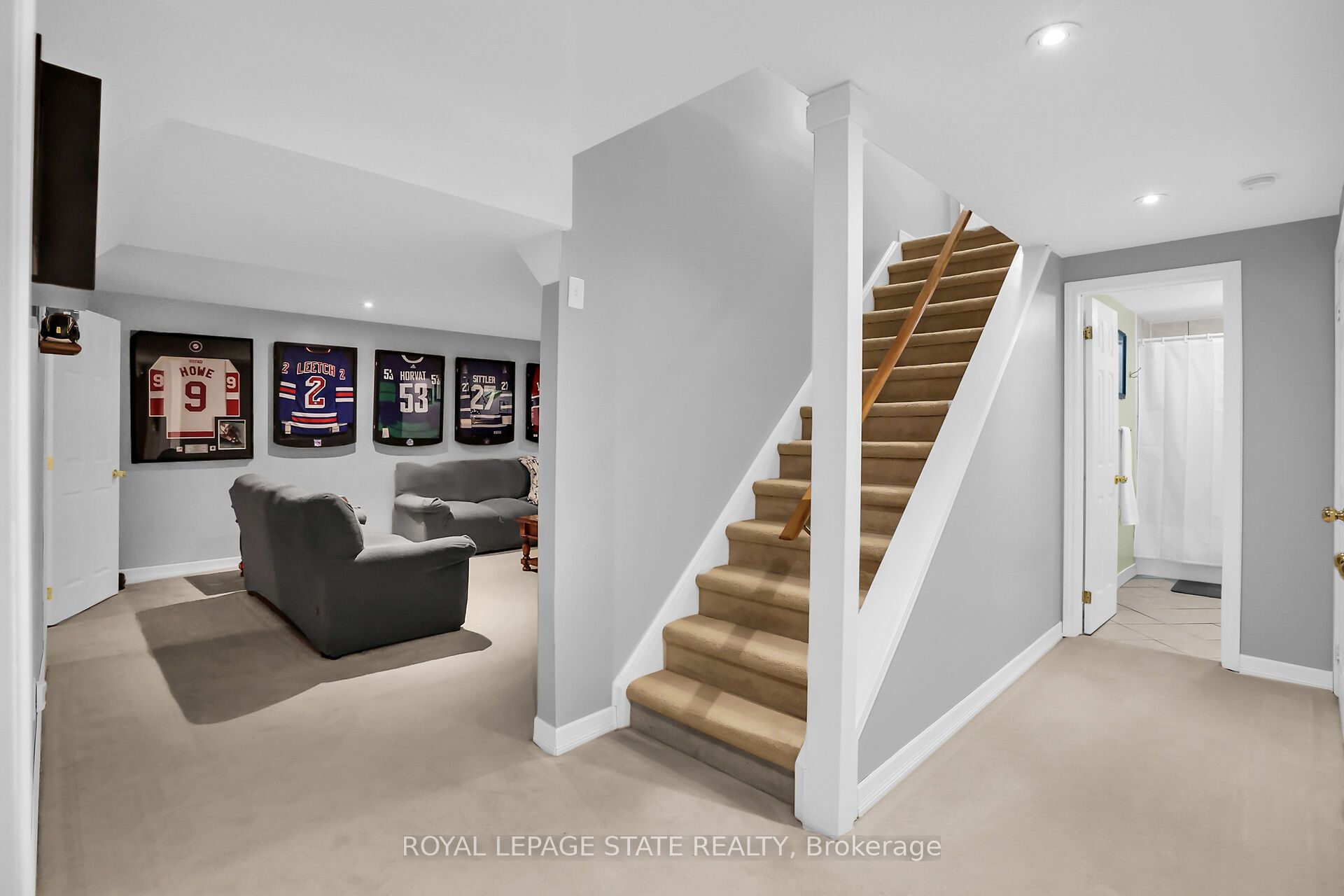 Photo 68 of 9 Vidal Court, Grimsby, Grimsby East — HOMEH
