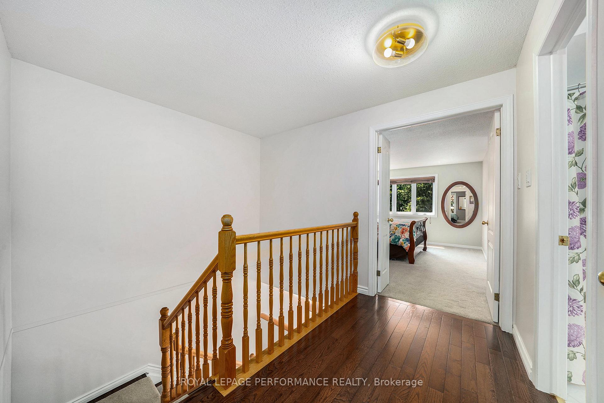 Photo 32 of 37 Willwood Crescent, Ottawa, Barrhaven - Cedargrove/Fraserdale — HOMEH